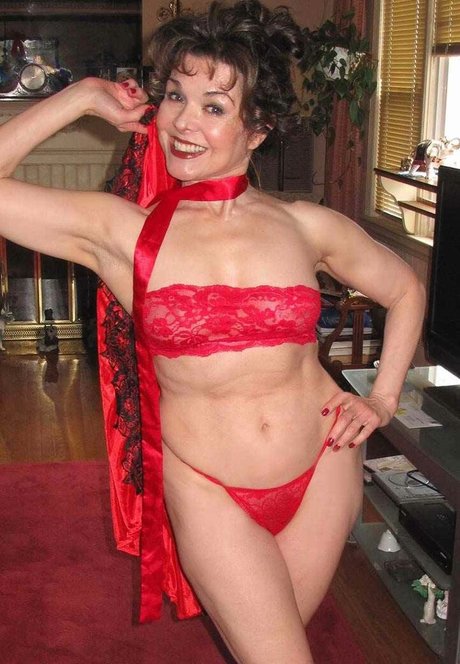 Helena Antonaccio model hot photo