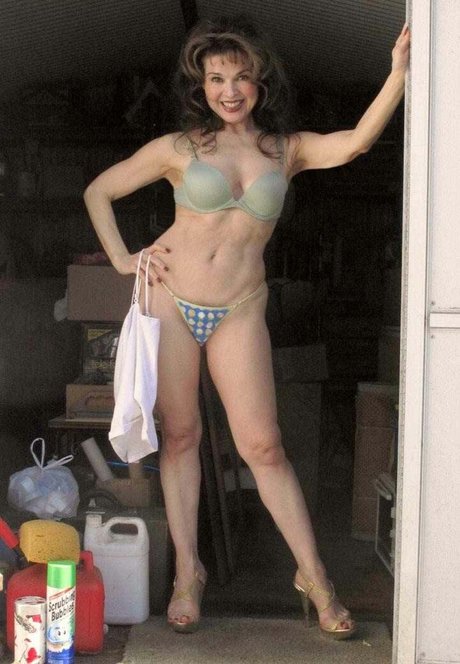 Helena Antonaccio nice actress pic