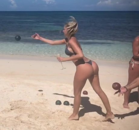 Daniela Lucas naked actress images