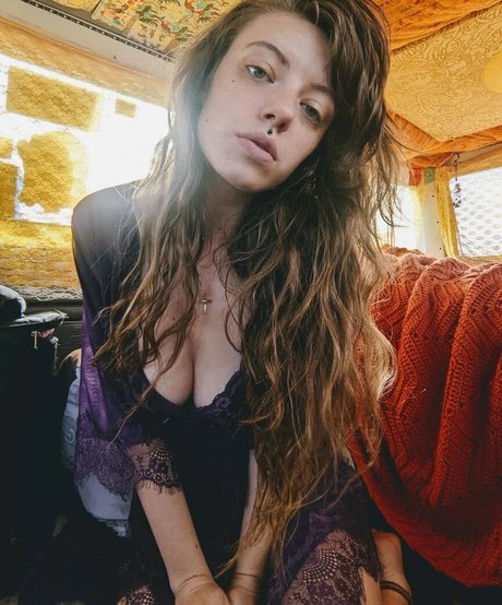 Taye Bae top model image