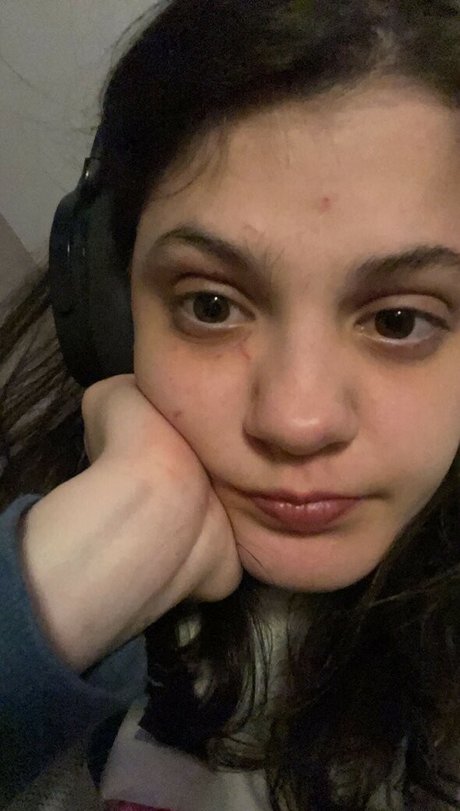 ceilingant adult actress photos