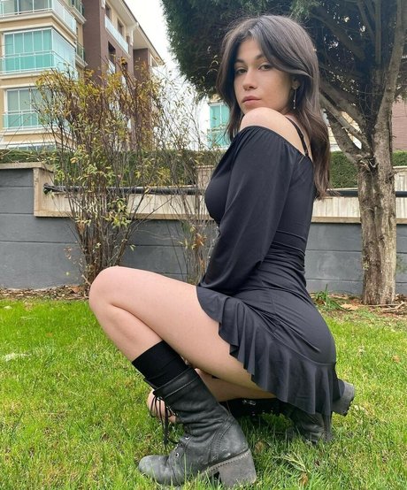 Cansu Cakal pornstar beautiful picture