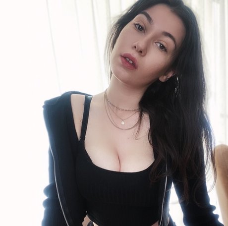 Cansu Cakal perfect model pic