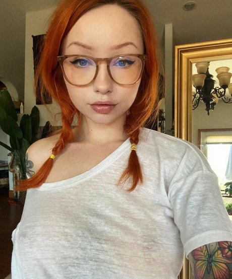 Bae Suicide art model galleries