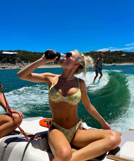 skylartalley12 pornstar top photo