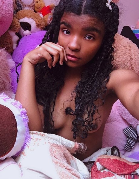 elisebrown147 star pornographic images