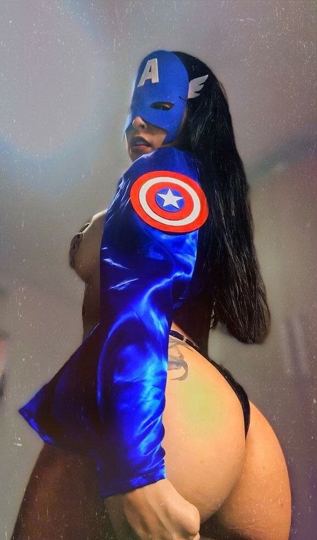 Satti model perfect pictures