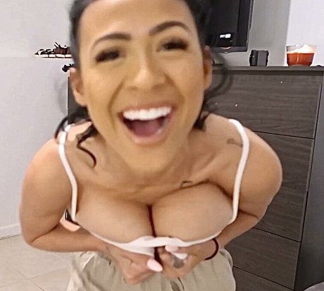 kaylinaeileennn model perfect photo