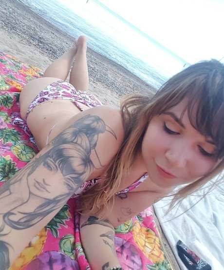 Erika Szabo sexy star images