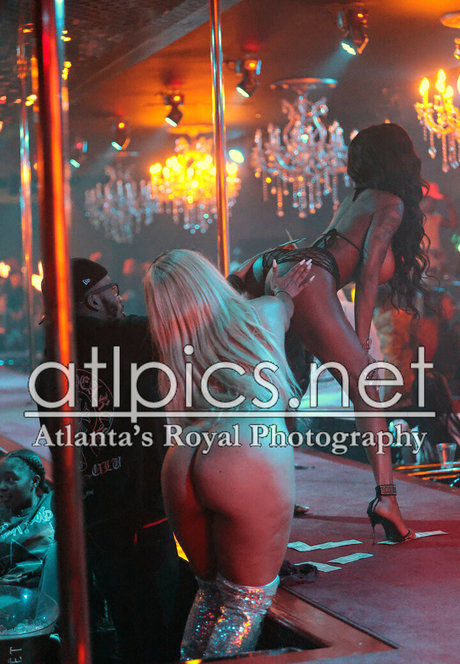 Nisha Thomas pornstar nude images