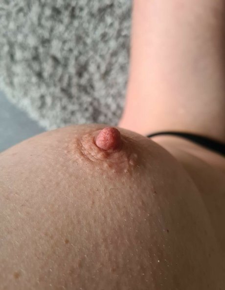 fitnessgirlyvipx naked pornstar archive