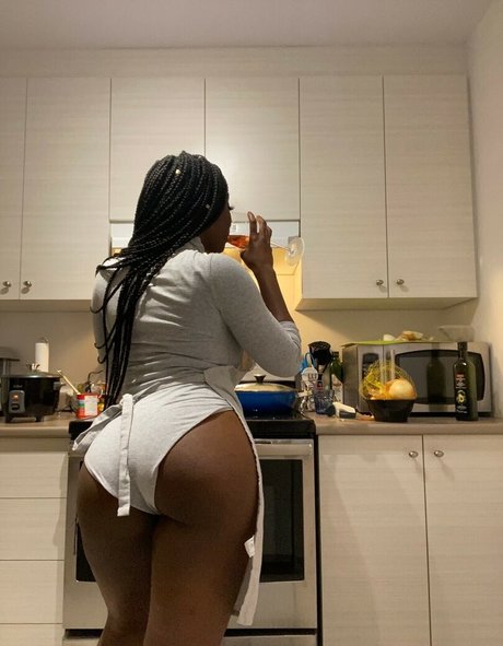 Kenicherie model sexy gallery