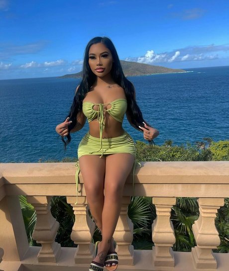 lissythedoll beautiful pornstar gallery