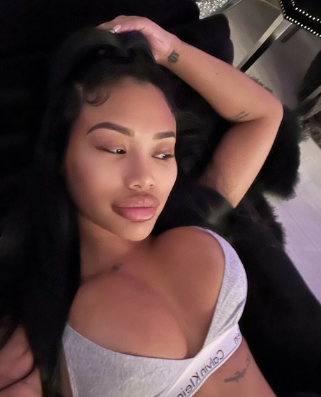 lissythedoll nude pornstar gallery