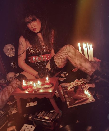 WildestDevil model pornographic picture