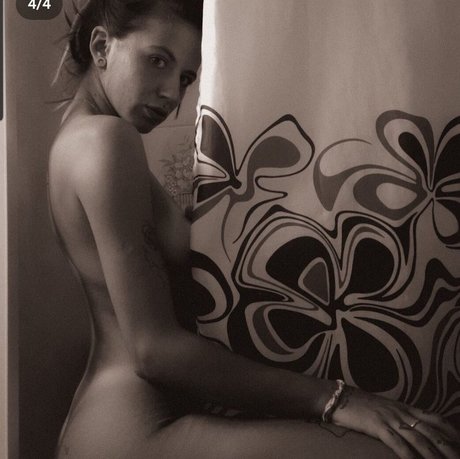 busty redhead teen onlyfans beautiful nude pics