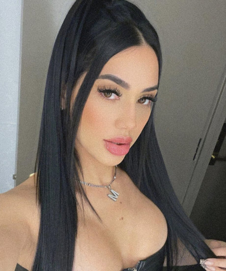 ulovemel pornstar nudes galleries