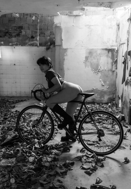 Bi0degradavel free model image