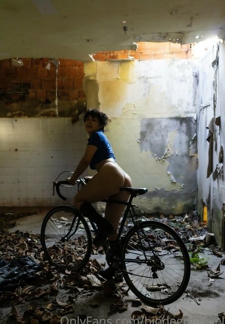 Bi0degradavel art model images