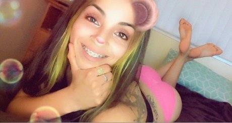 Liliana Nana art model gallery