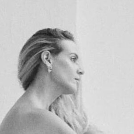 Tova Golan model nude pictures