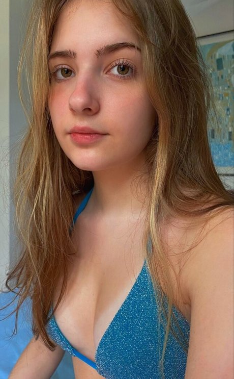 Camila Moroz erotic model photos