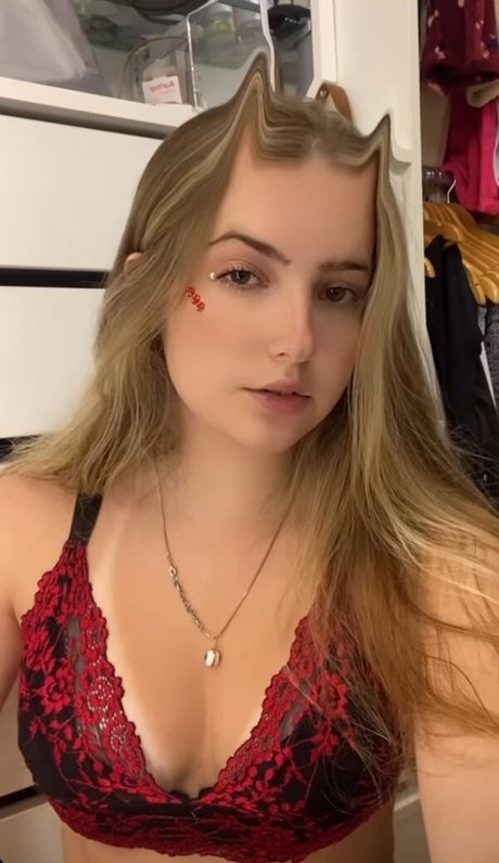 Camila Moroz sexy model galleries