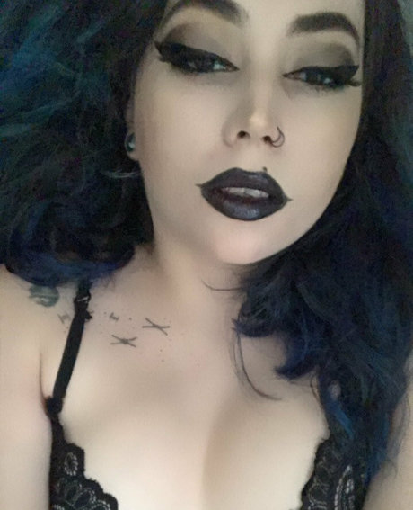 LewdPrincess08 model hot pictures