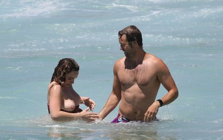 Bbie Chtfield top actress image