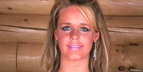 bodyparts biz erotic actress photo