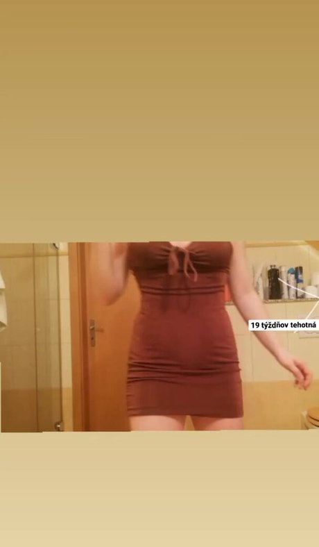 asian student onlyfans sexy nudes pic