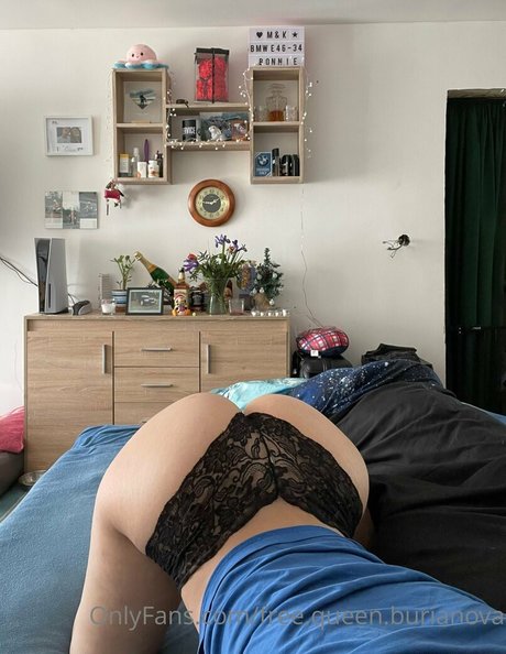 queen burianova star exclusive images