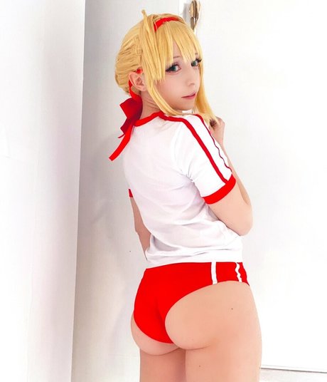 Arya Cos naked pornstar archive