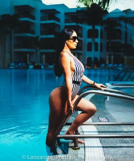 Reign Chaos model sexy galleries