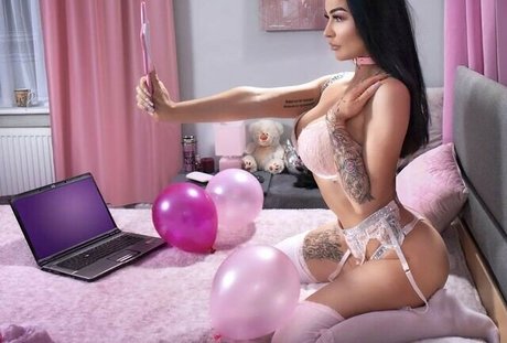 Reign Chaos pornstar best picture