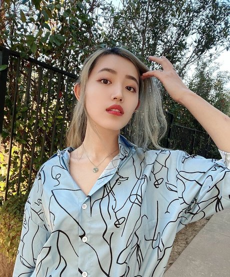 Yoojin erotic pornstar pics