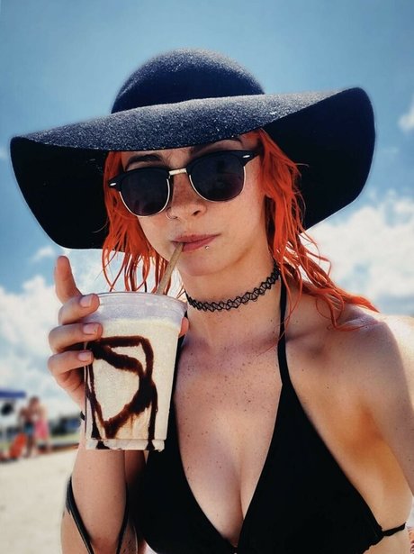 WWE GiGi Dolin nude model images