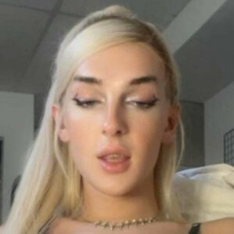 DeliaDoll666 pornstar nice pics