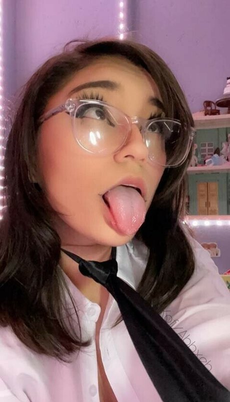 Abbxster model nude pictures