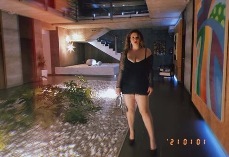 comedian onlyfans beautiful xxx photo