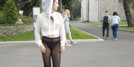 mom onlyfans pornographic pics