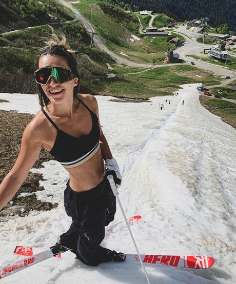 Perinne Laffont star porn pics