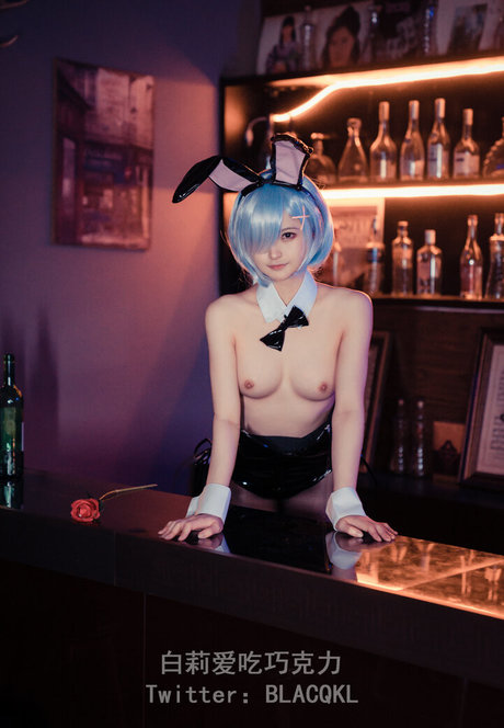 Shirariri star sexy photo