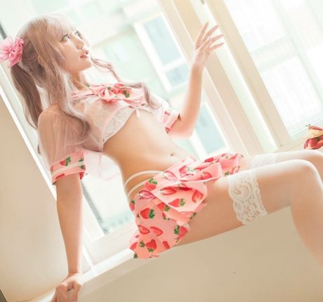 Miss Seven nice model pic