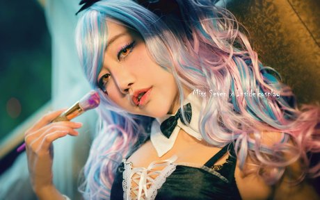 Miss Seven sex model picture