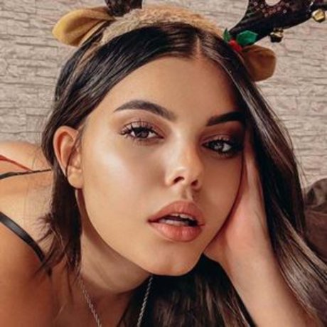 Larabenjamina pornstar erotic img