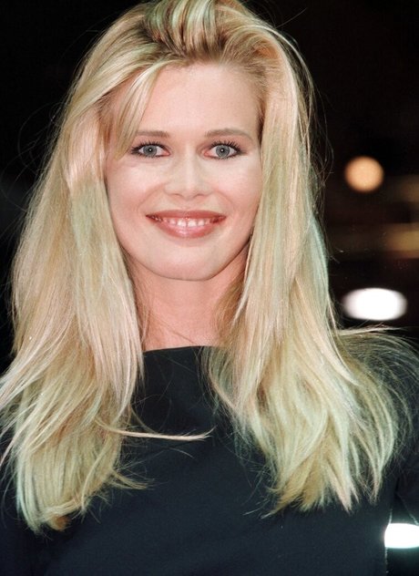 Claudia Schiffer free actress gallery