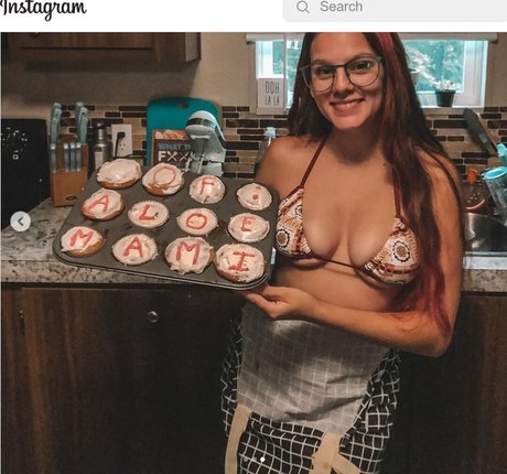 Aloemami pornstar photos