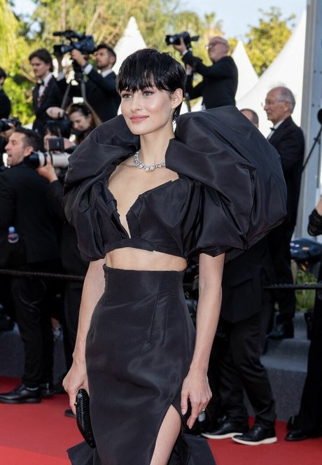 Grace Elizabeth pretty star archive