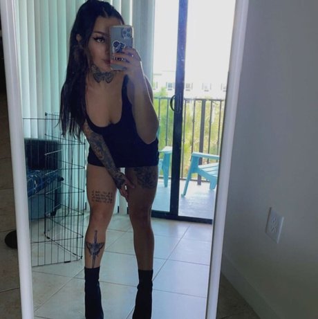 serrahthebiker model nudes photos